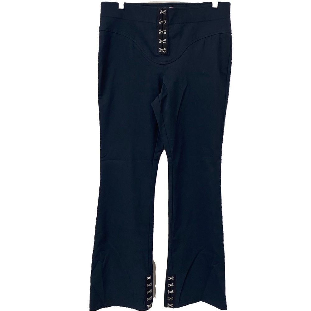 NWOT Urban Outfitters Black Y2K Stretchy Flare Pants with Hook & Eye
Size large